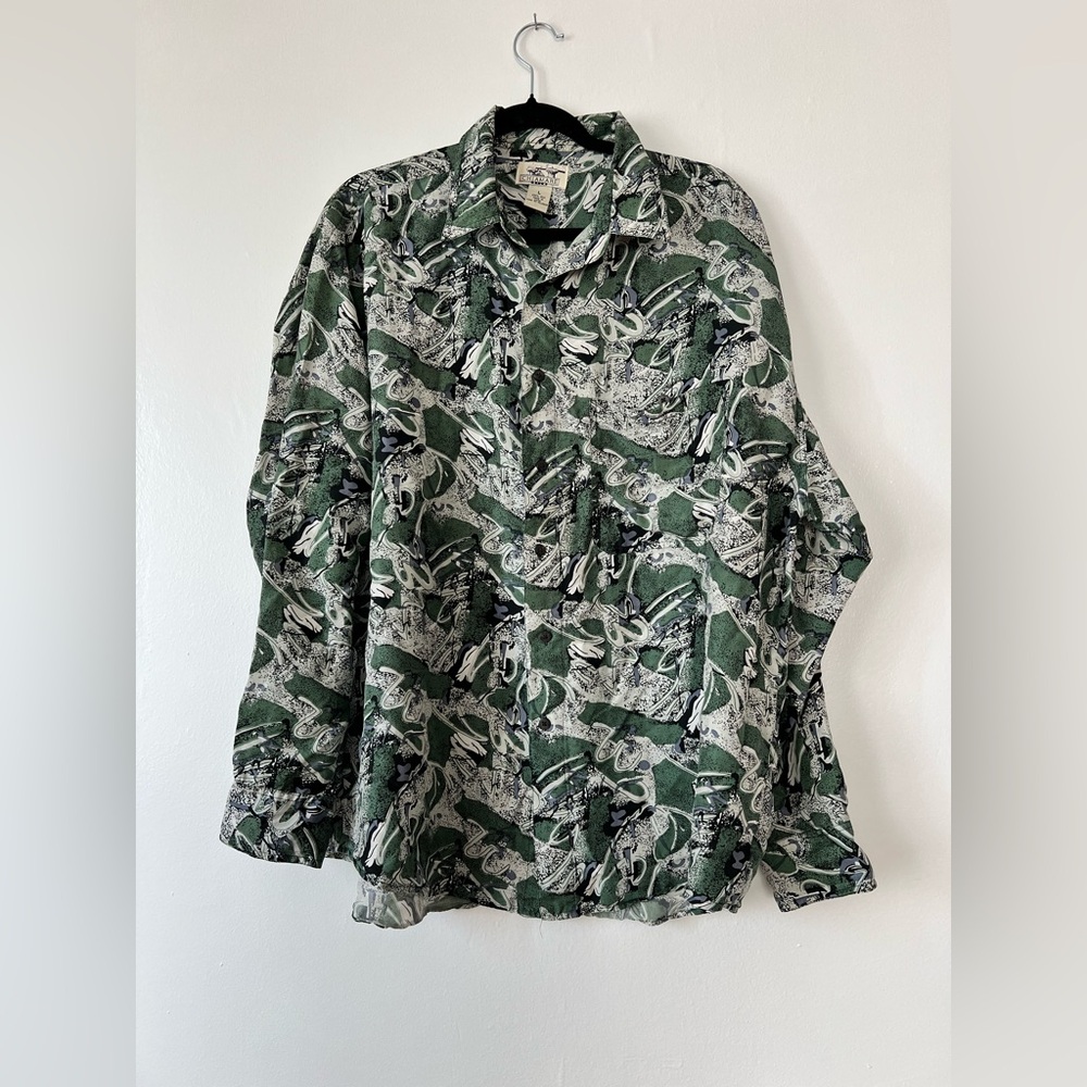 Brand: Chiamare. Silk. Sz Large